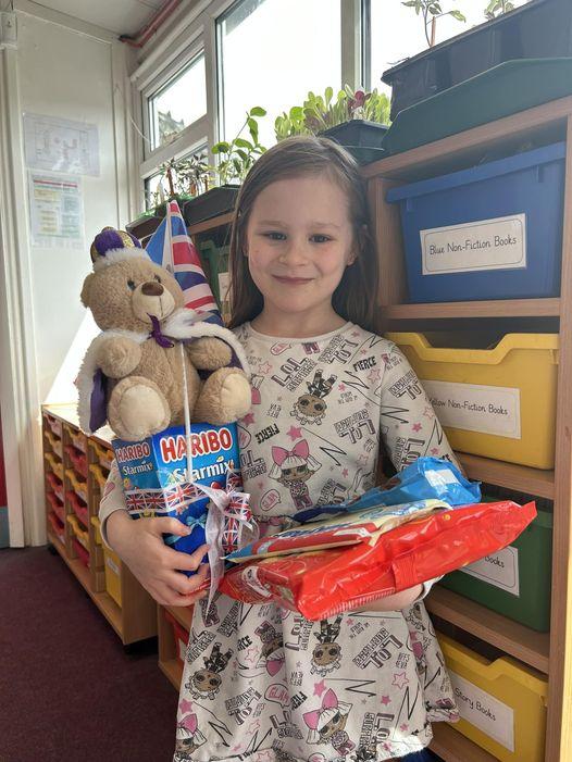 Guess the name of the bear was won by Freya. She guessed the bear's name to be Lucky.